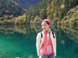 張家界導游姜怡在四川九寨溝